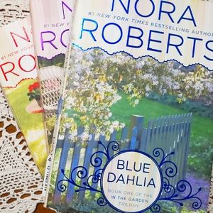 Nora Roberts | The Garden Trilogy